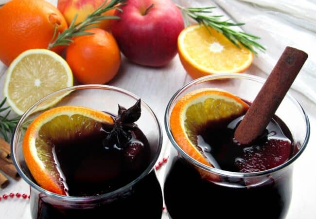 Vin chaud : la recette comme sur les marchés de Noël