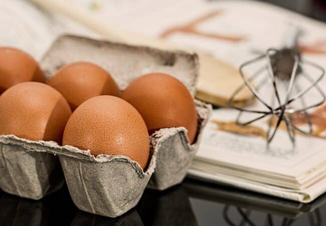 Par quoi remplacer les œufs dans la pâte à crêpe ?