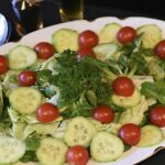 Salade de concombre tomates à la vinaigrette
