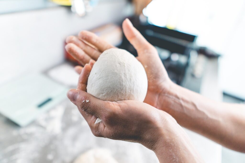 À quoi sert l’eau de la mozzarella ? Ne la jetez plus sans lire ça