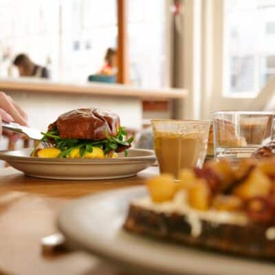 Pourquoi de nombreux passionnés de cuisine choisissent Aux Fourneaux